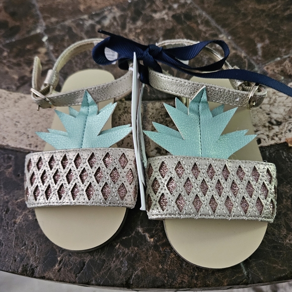 Janie and Jack Green and gold pineapple Sandals Sz 6 NWT - Picture 2 of 5